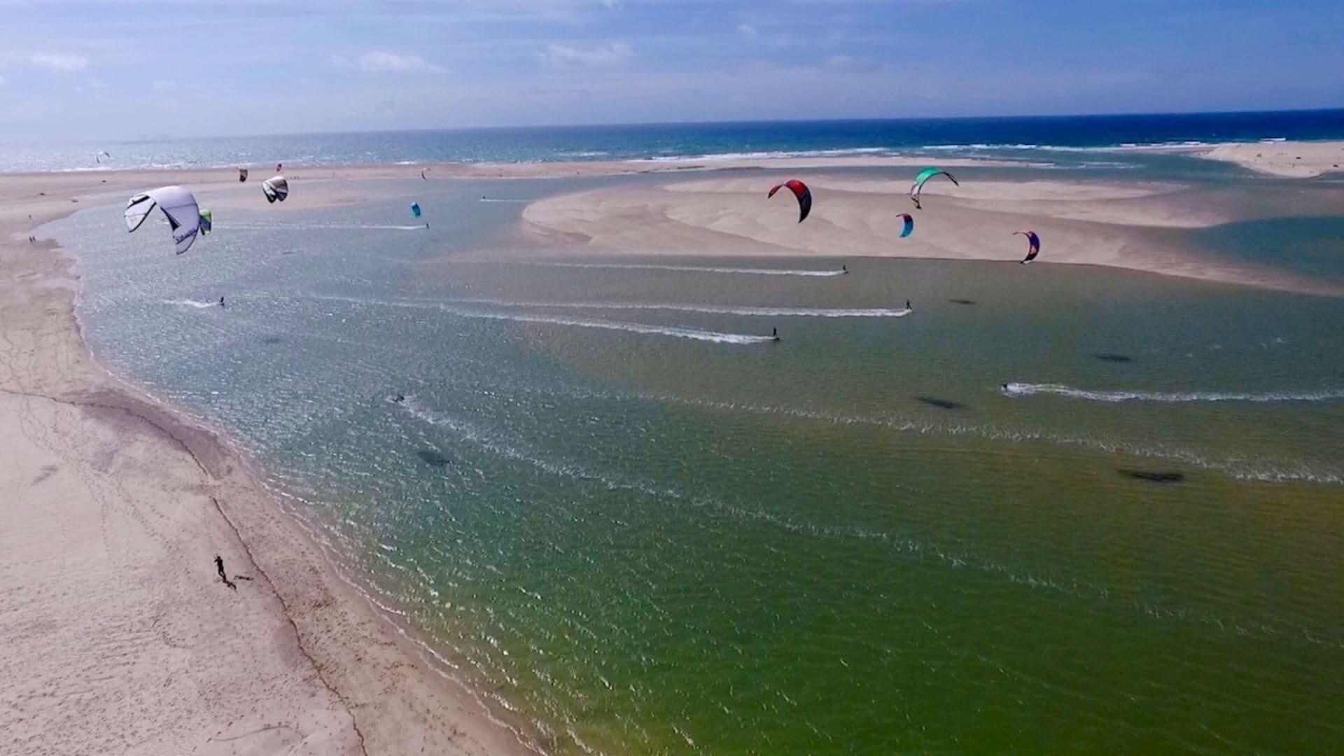 Foz do Arelho (Portugal) - Card Background Image