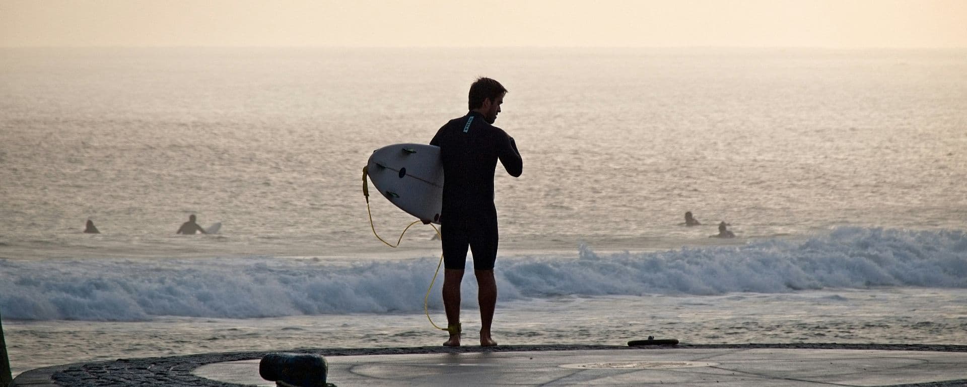 Mundaka (Spain) - Card Background Image