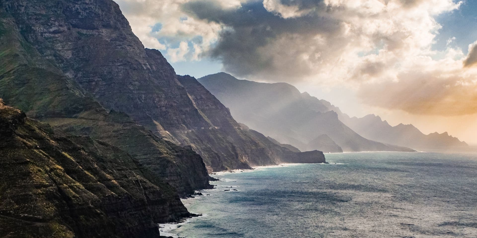 Coworking & Coliving by the surf in Las Palmas, Gran Canaria at Repeople - Mozart House